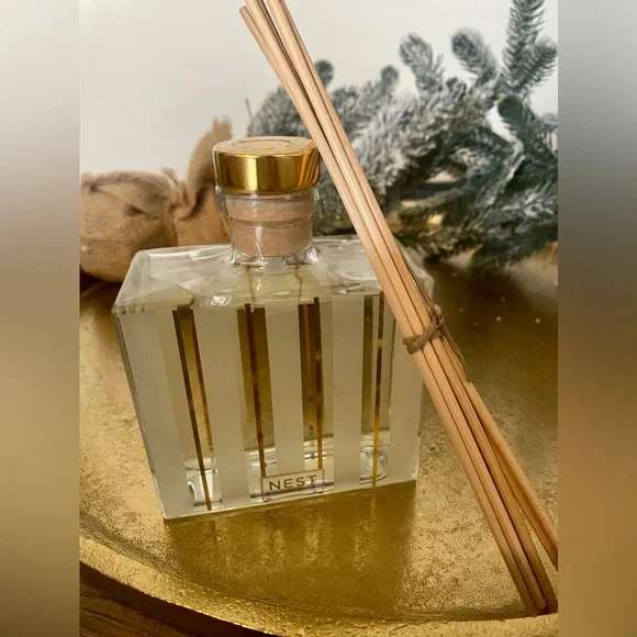 NEST New York Luxury Fragrance Holiday Scent Diffuser 5.9oz New no box Sealed - Picture 3 of 4